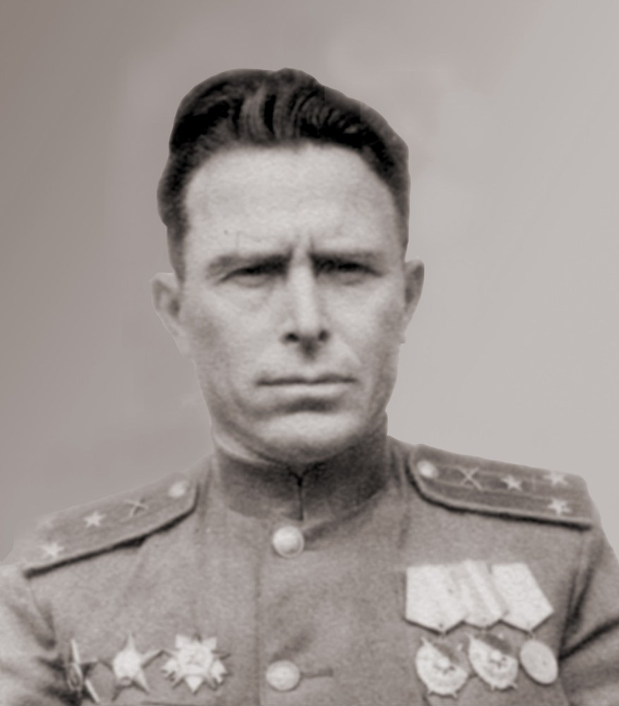 Гвардии полковник Малявский Евгений Николаевич