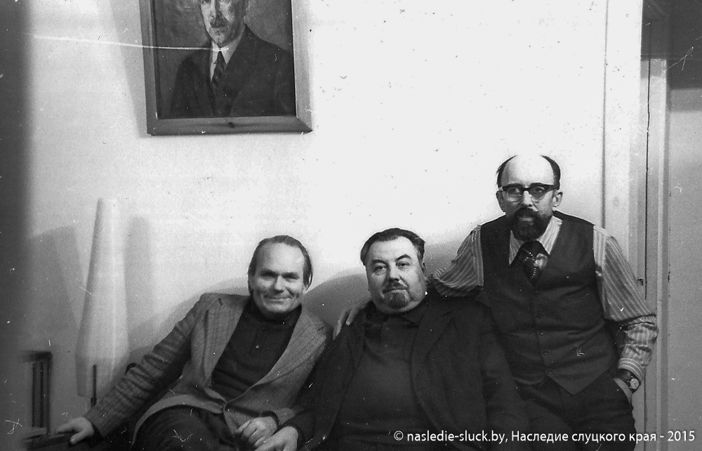 Леонтий Кульчицкий (в центре) с протоиереем Виктором Бекаревичем (справа)