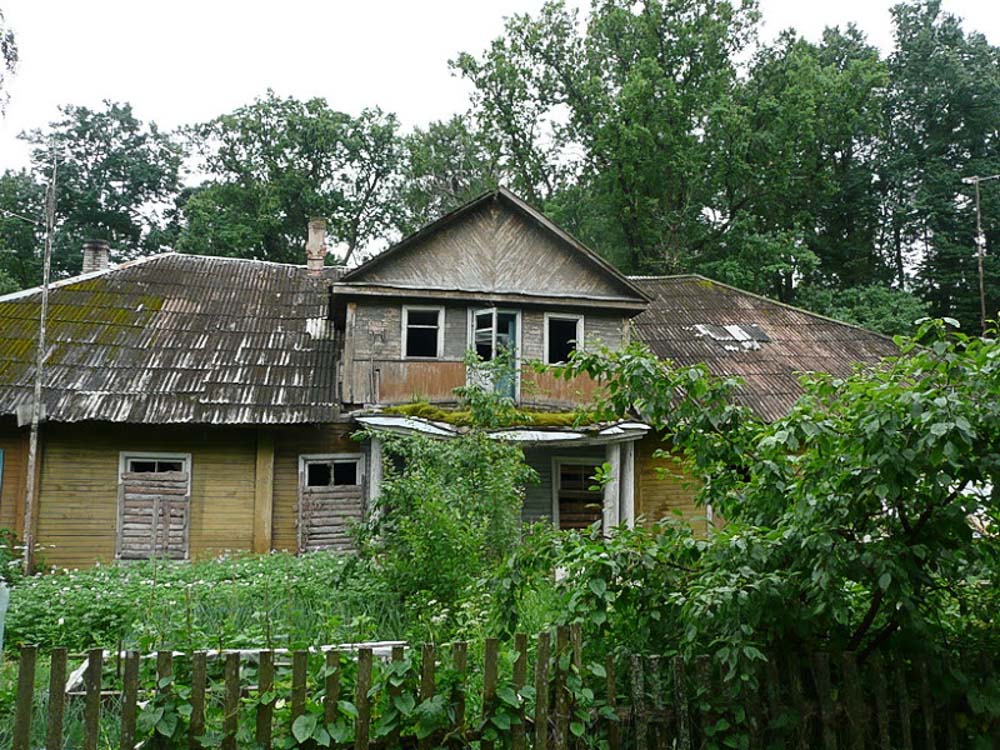 Усадебный дом в имении Дружноселье. Фото с сайта http://v-murza.livejournal.com. 2012 г.