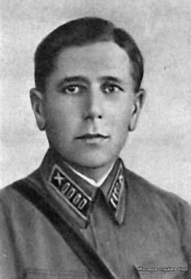 Начальник артиллерии дивизии полковник С.И. Семёнов