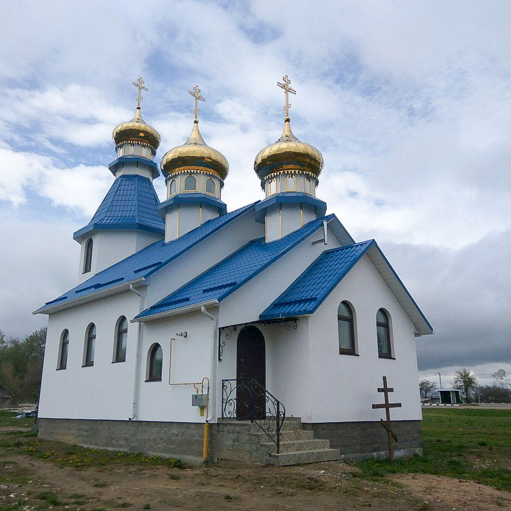 Храм святителя Николая Чудотворца в деревне Лядно