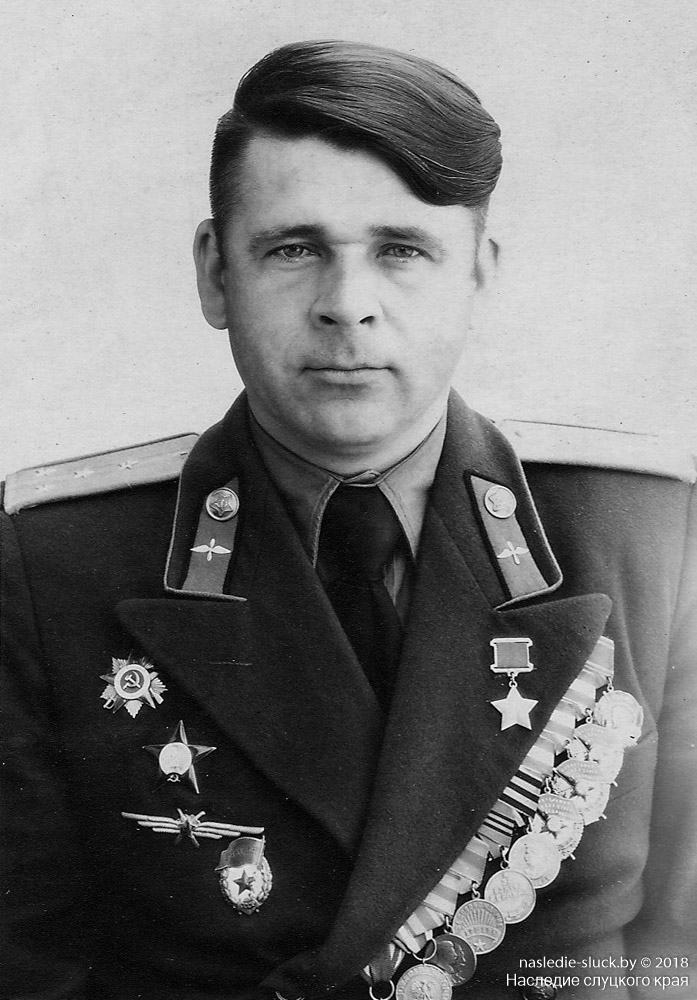 Герой Советского Союза Василий Романович Лазарев 