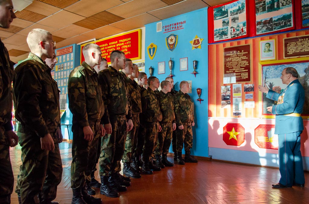 Ветераны Вооружённых Сил встретились с молодёжью