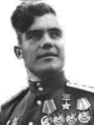 Старший летчик 218-го ШАП Герой Советского Союза старший лейтенант В.С. Гаврилов