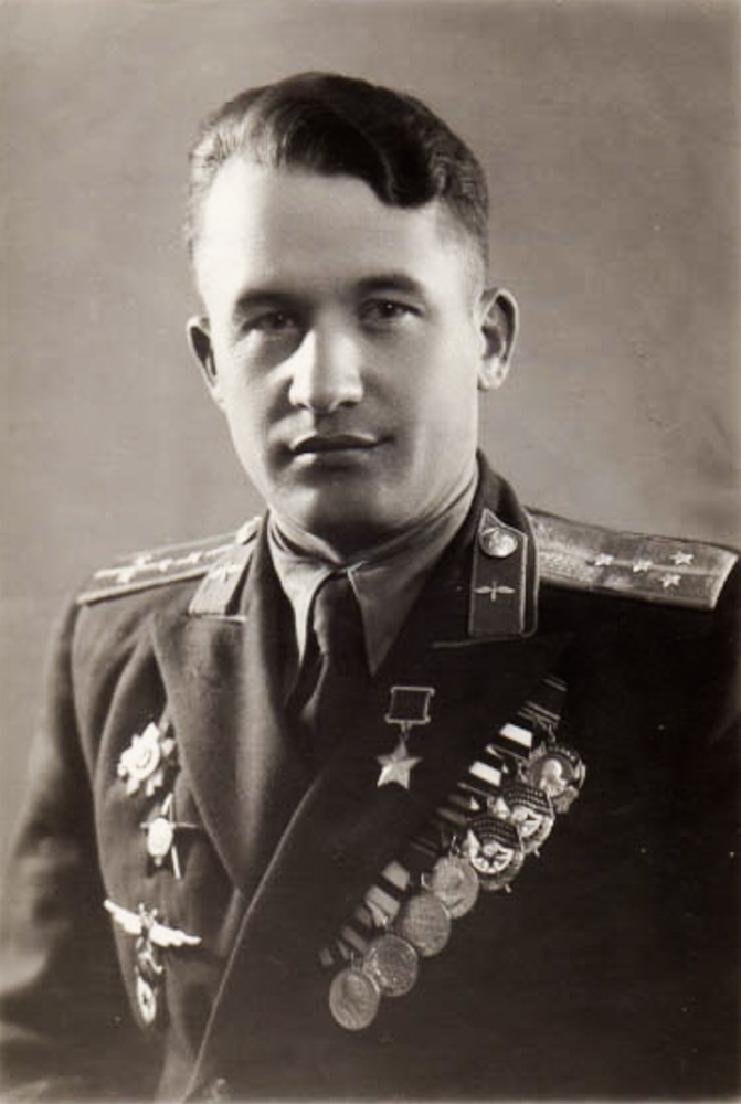Капитан, Герой Советского Союза Михаил Ильич Фесенко