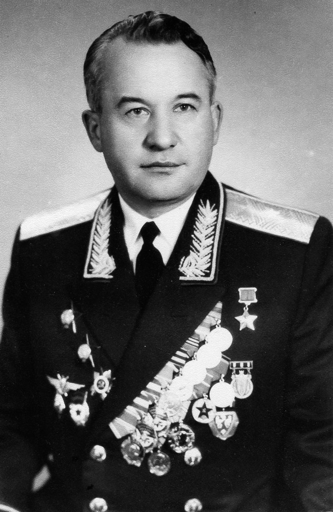 Генерал-майор, Герой Советского Союза Михаил Ильич Фесенко