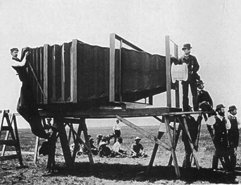 Возможно таким аппаратом была сделана фотография лейб-гвардии Кексгольмского Императора Австрийского полка