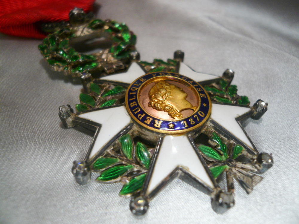 В 1802 г. Наполеон создал Орден Почётного легиона
