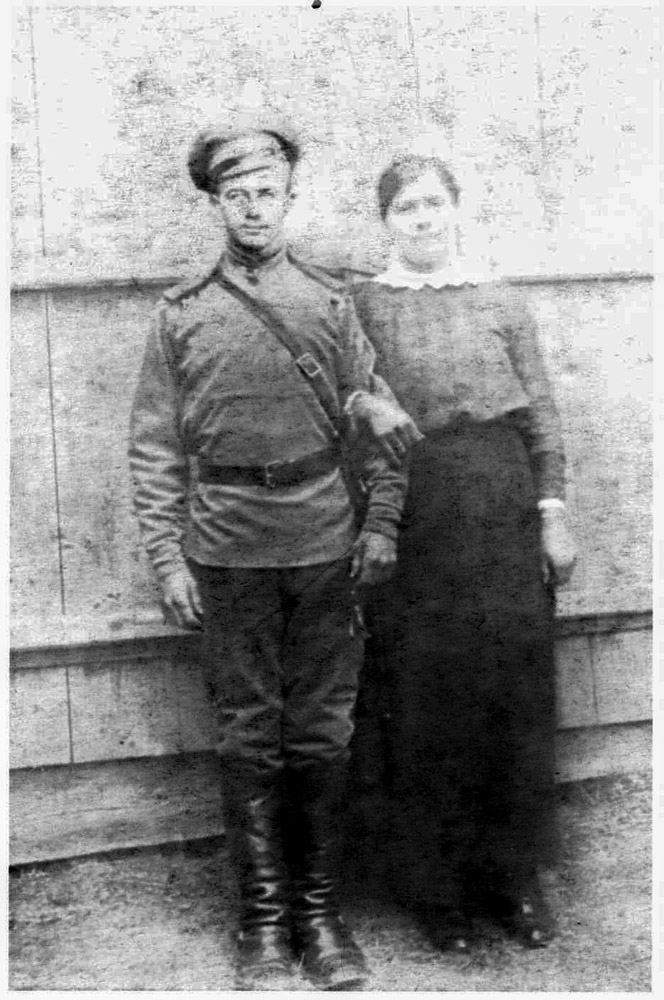 Алексей Максимович Яронский с женой Степанидой
