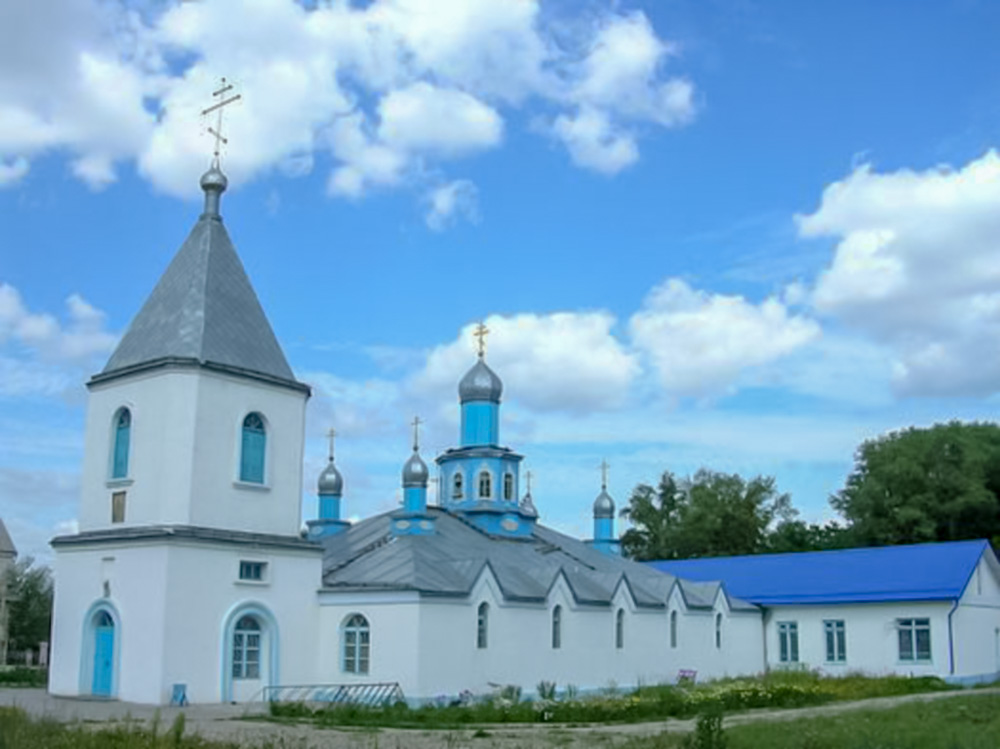 Церковь зо 2003 года. Из архива А.Попова