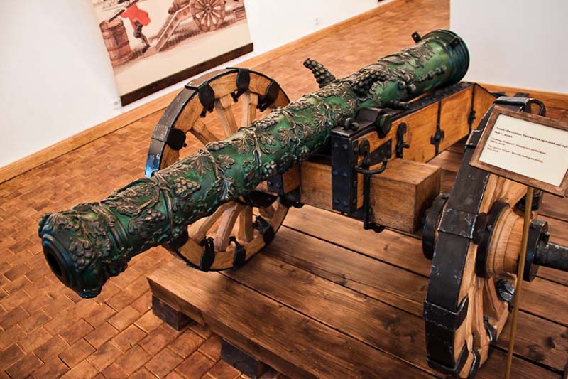 Пушка в музее Радзивиллов в Несвиже