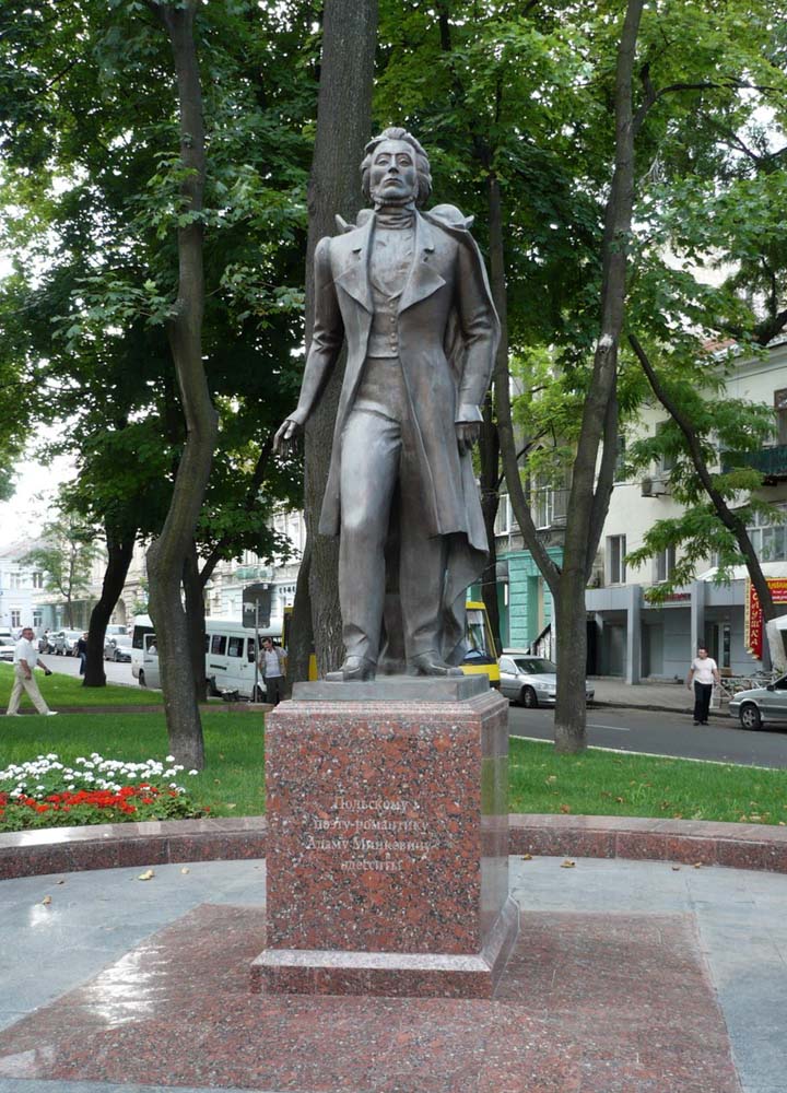 Памятник Адаму Мицкевичу в Одессе